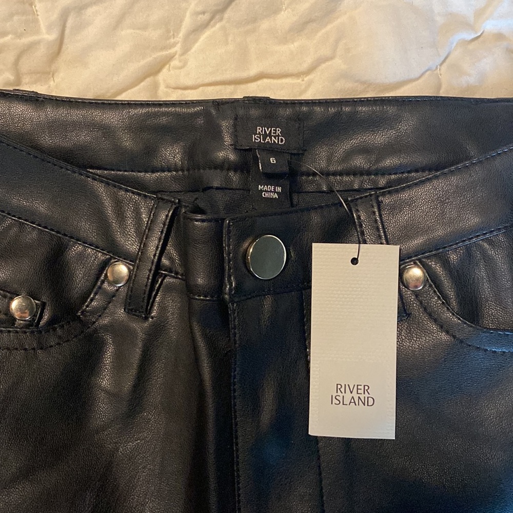 NWT 🖤 River Island Faux Leather Pant - Picture 4 of 5